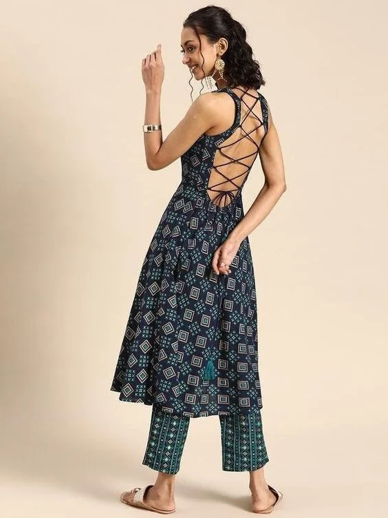 Sleeveless Suit with an open back design