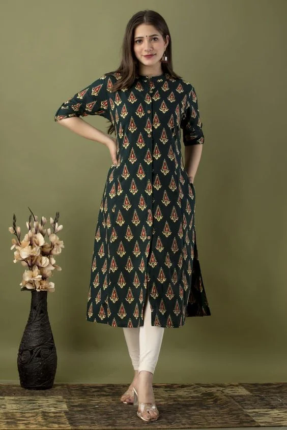 Closed Kurti Neck with Front Slit