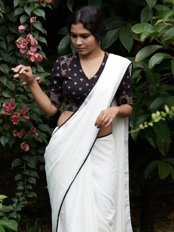 New Blouse Design for Kerala Saree